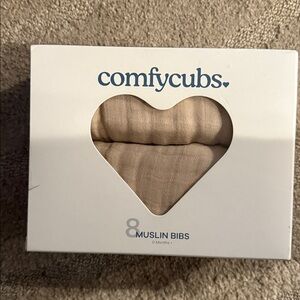 Comfycubs Muslin Bibs